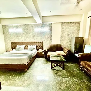 3* Hotel Pushpanjali