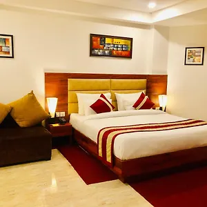 3* Hotel Red Crown