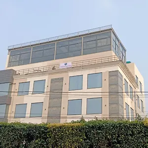 **** Hotel Maryland Group India